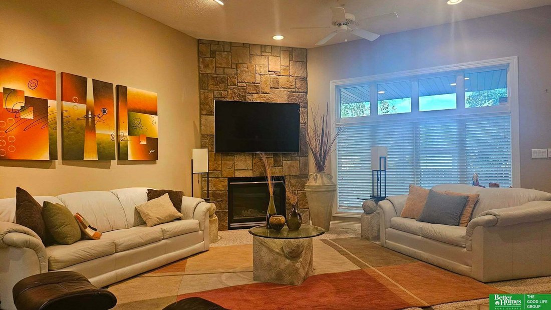 House in York, Nebraska, United States 5 - 16703369