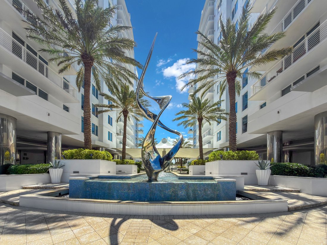 Condo in Fort Lauderdale, Florida, United States 4 - 18323897