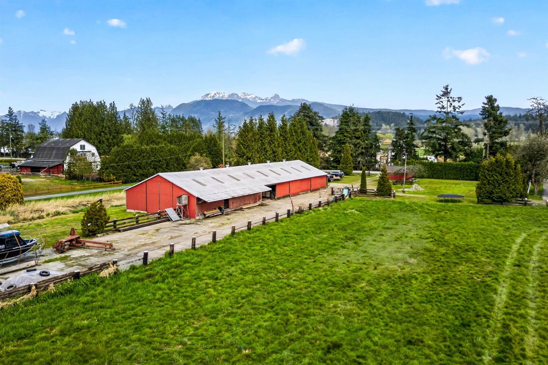 House in Pitt Meadows, British Columbia, Canada 2 - 18323491