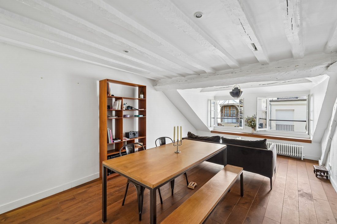 Apartment in Saint Germain des Prés, Paris 6e Arrondissement, Paris 1 - 18323900