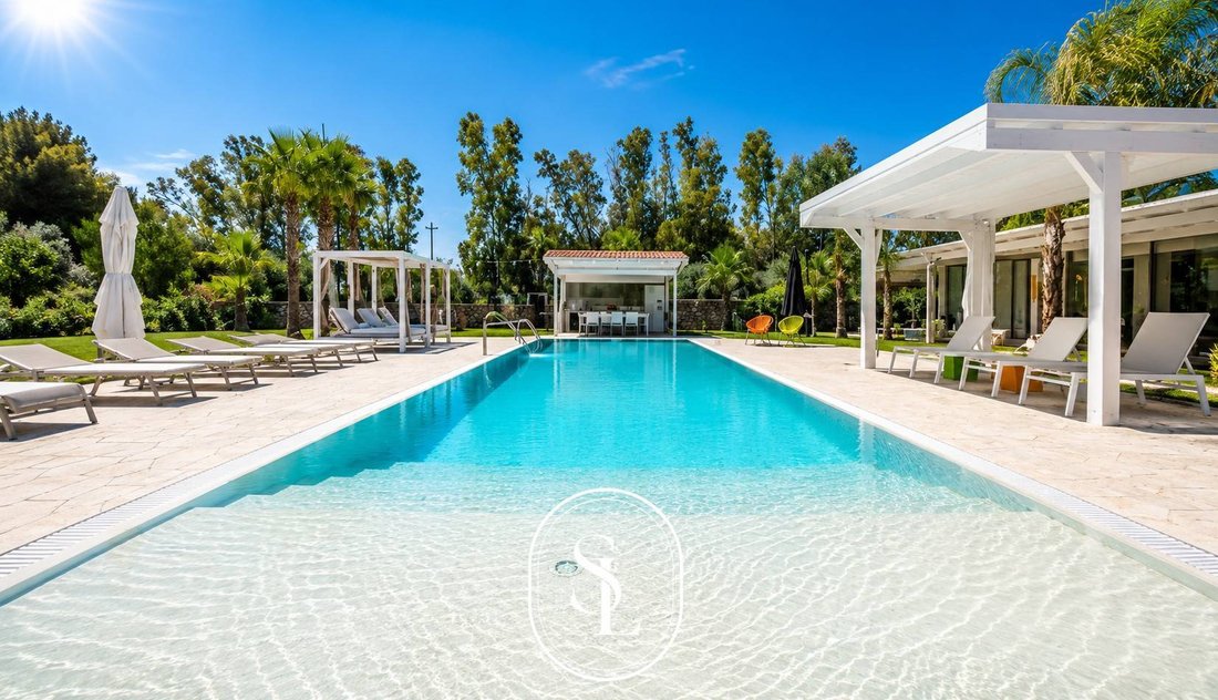 Villa in Lequile, Apulia, Italy 1 - 18323445