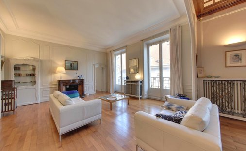 Apartment in Centre-ville - Victor Hugo, Grenoble, France 1