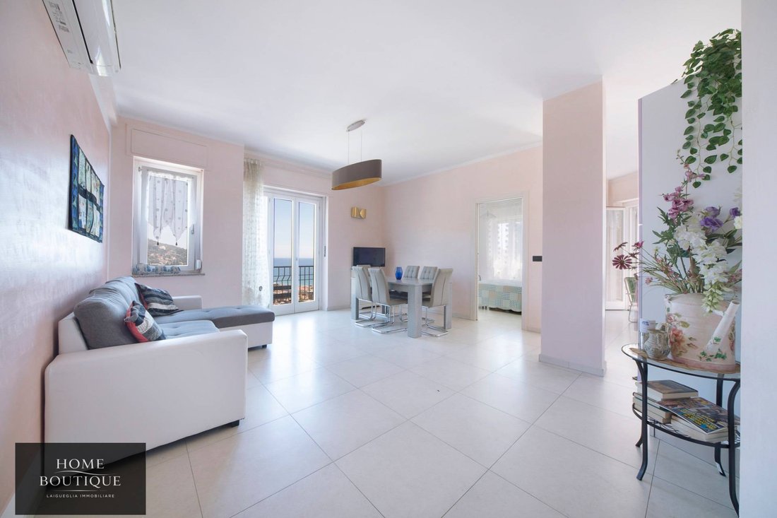 Apartment in Central Hill, Alassio, Liguria 1 - 18323449
