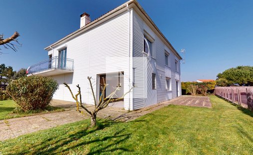 Casa a Angoulins, Nuova Aquitania, Francia 1