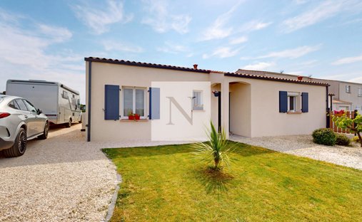 House in Puilboreau, Nouvelle-Aquitaine, France 1