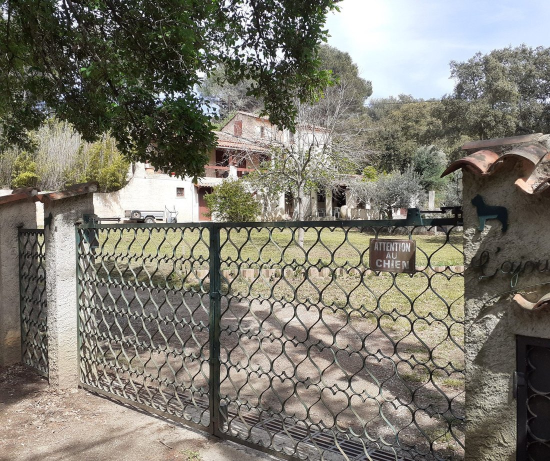 Villa in Six-Fours-les-Plages, Provence-Alpes-Côte d'Azur, France 2 - 18323732