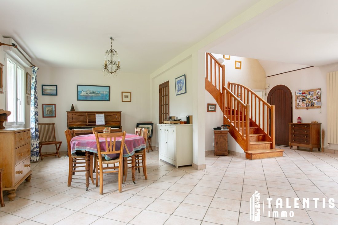 House in La Chapelle-sur-Erdre, Pays de la Loire, France 5 - 18043413