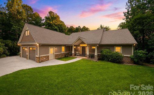 House in Connelly Springs, North Carolina, United States 1