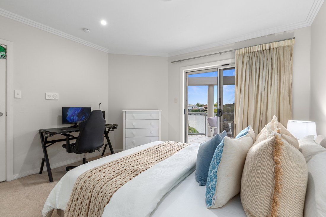 House in Helensvale, Queensland, Australia 3 - 18323787