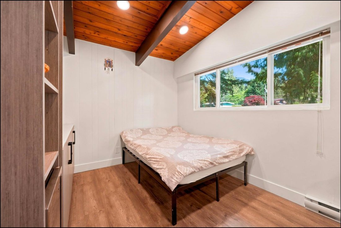 House in North Vancouver, British Columbia, Canada 3 - 18323567