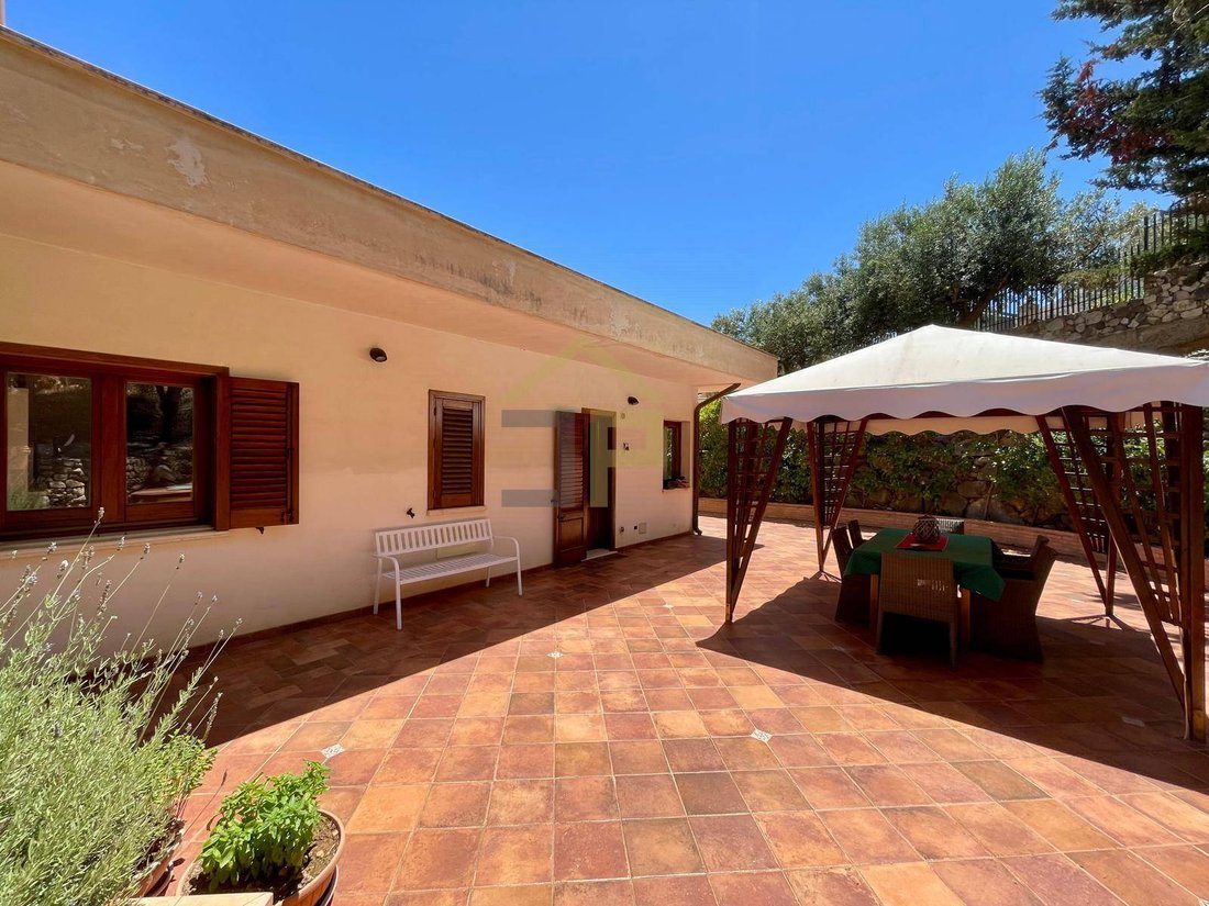 Villa in Castellammare del Golfo, Sicily, Italy 2 - 18323448