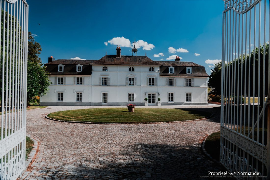 Chateau in Ecaquelon, Normandy, France 3 - 18323705