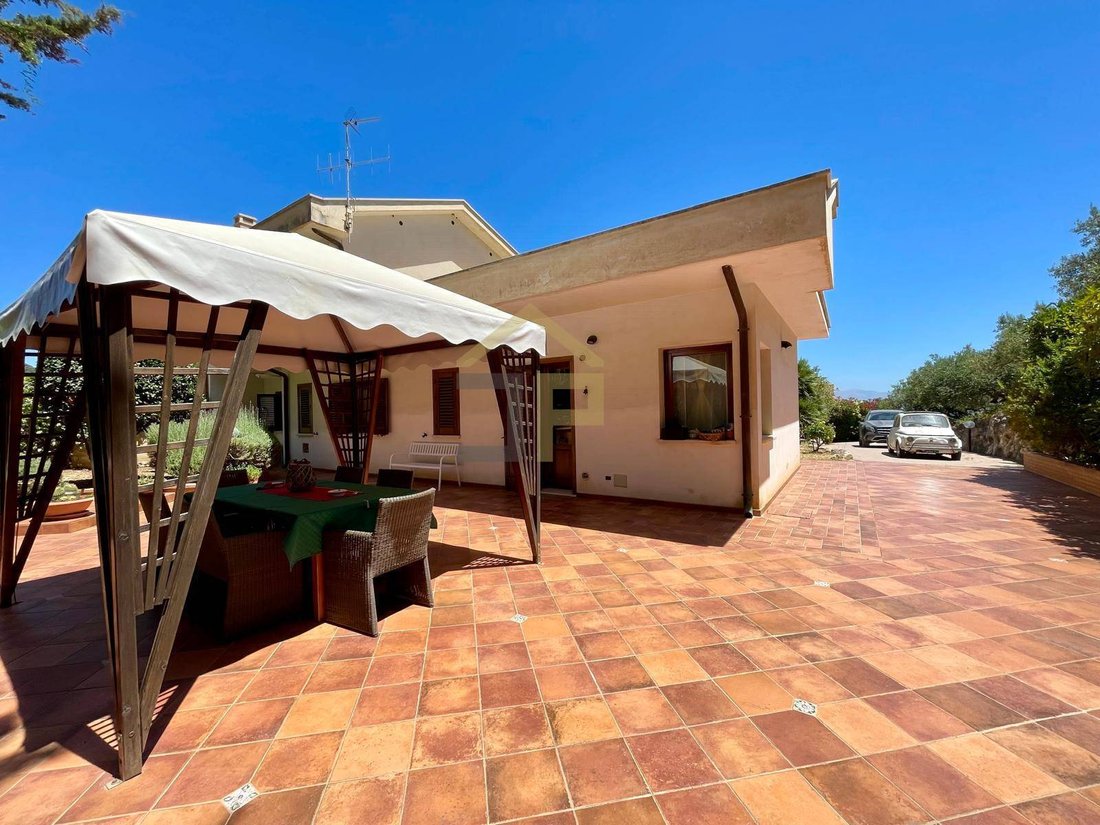 Villa in Castellammare del Golfo, Sicily, Italy 1 - 18323448