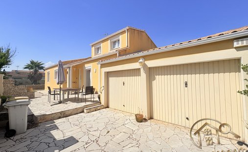 House in Centre Ville, Mauguio, France 1