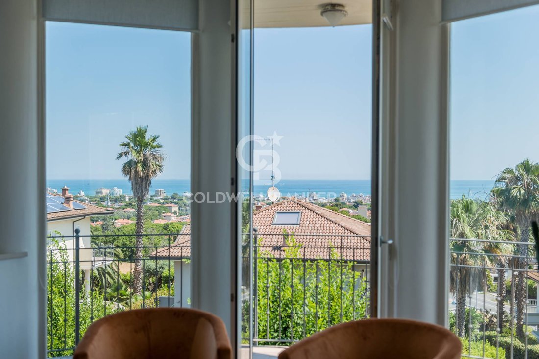 Apartment in Fontanelle-Colle dei Pini, Riccione, Emilia-Romagna 2 - 18323462