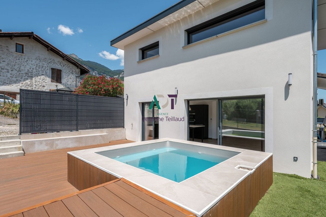 House in Bernin, Auvergne-Rhône-Alpes, France 2 - 18323622