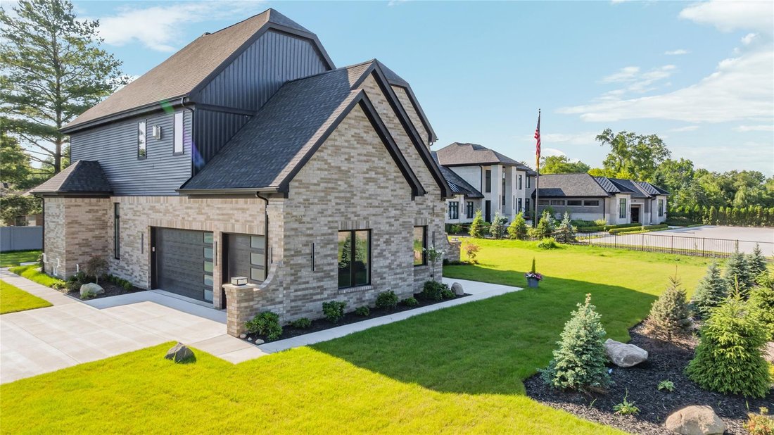 House in Troy, Michigan, United States 2 - 18323519