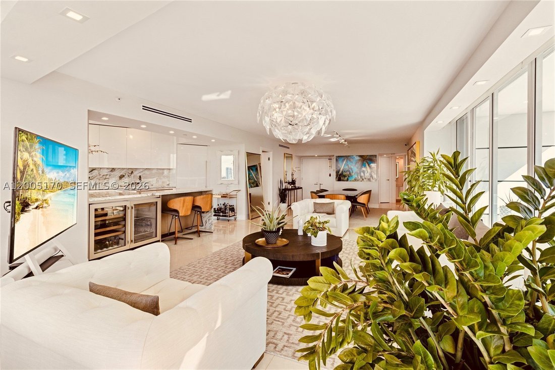 House in Miami, Florida, United States 4 - 17801459