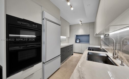 House in Hallandale Beach, Florida, United States 1