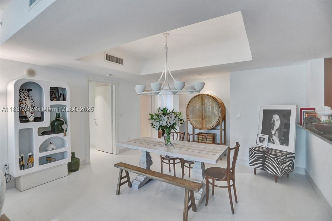 House in Miami, Florida, United States 5 - 16535674
