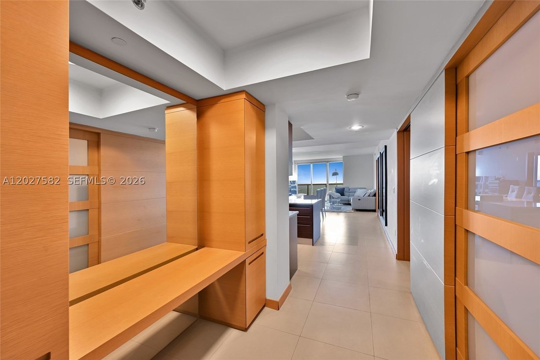 House in Hallandale Beach, Florida, United States 2 - 18049426