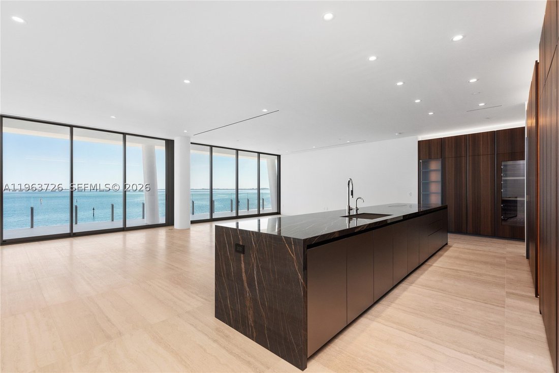 House in Miami, Florida, United States 3 - 18323625