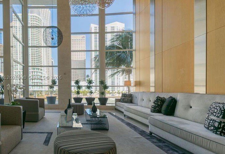 House in Miami, Florida, United States 3 - 17981062
