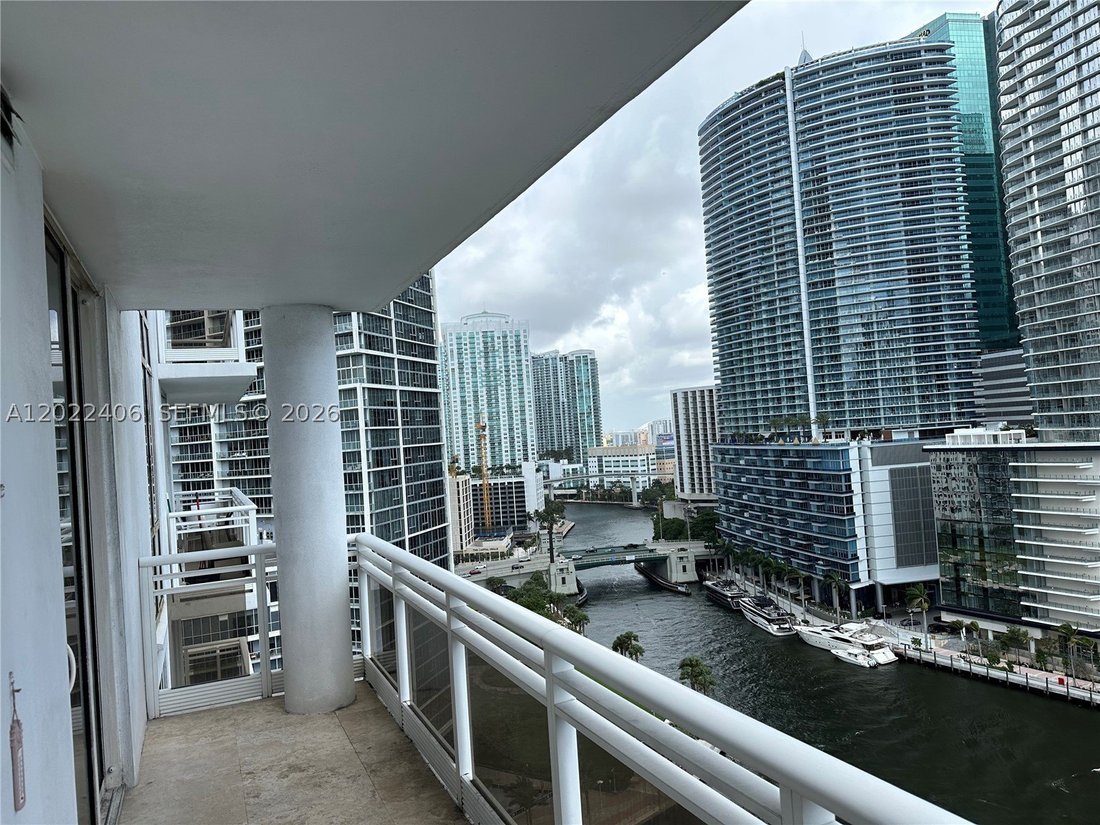 House in Miami, Florida, United States 2 - 17981058