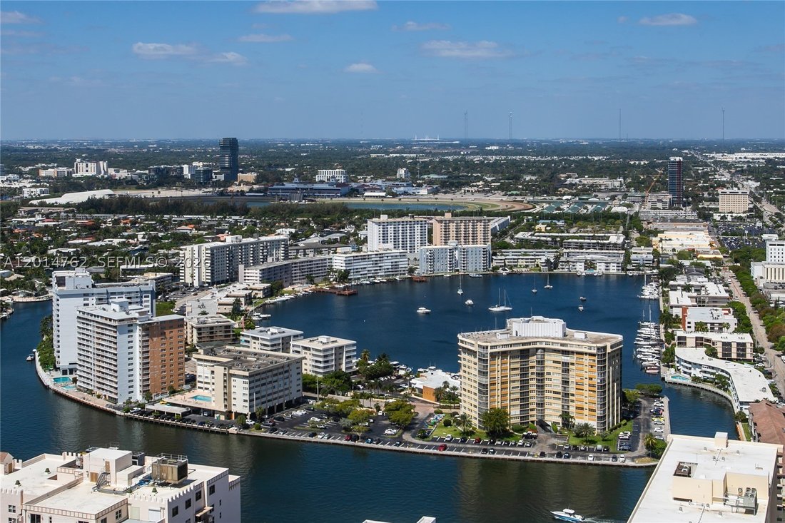 House in Hallandale Beach, Florida, United States 3 - 17877790