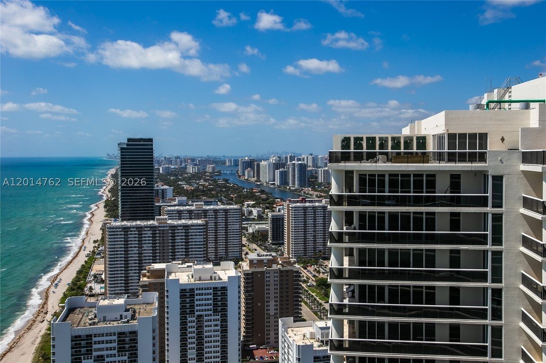 House in Hallandale Beach, Florida, United States 2 - 17877790