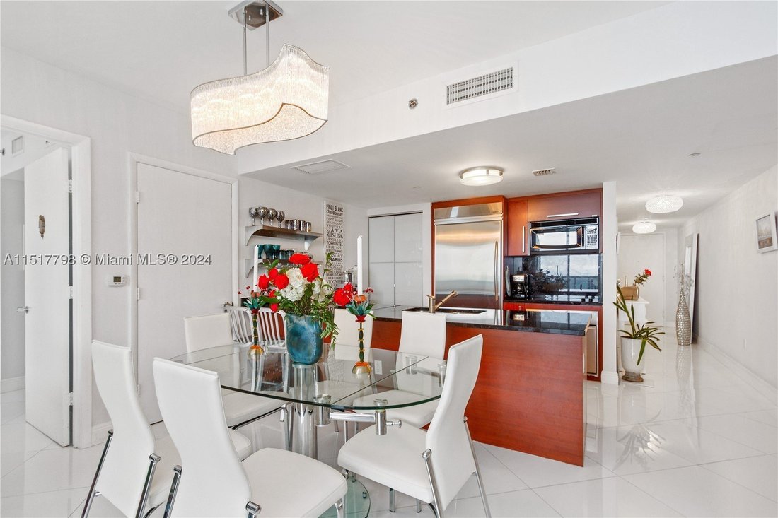 House in Hallandale Beach, Florida, United States 2 - 13760007