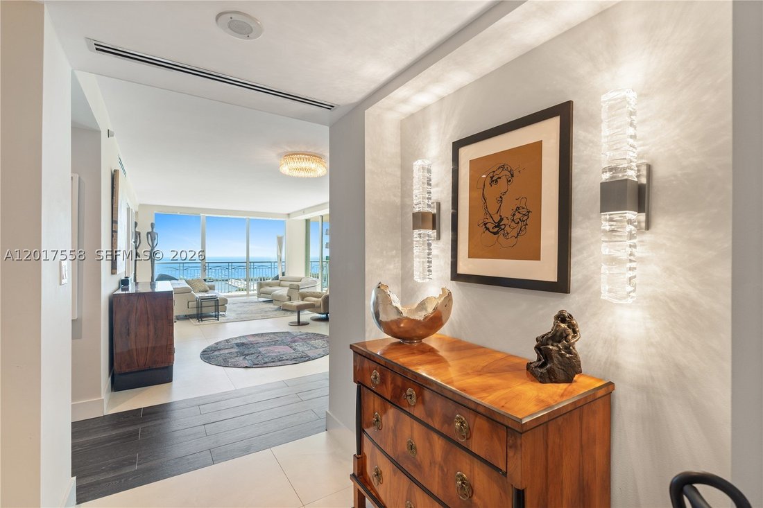 House in Miami, Florida, United States 1 - 18323610