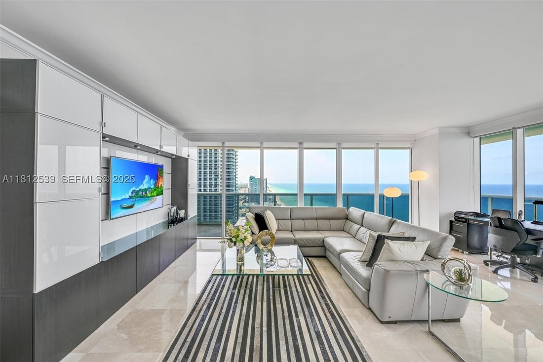 House in Hallandale Beach, Florida, United States 2 - 15753666