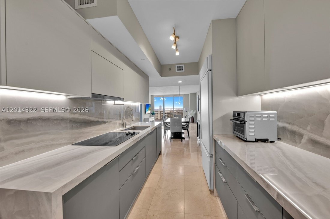House in Hallandale Beach, Florida, United States 3 - 17877793
