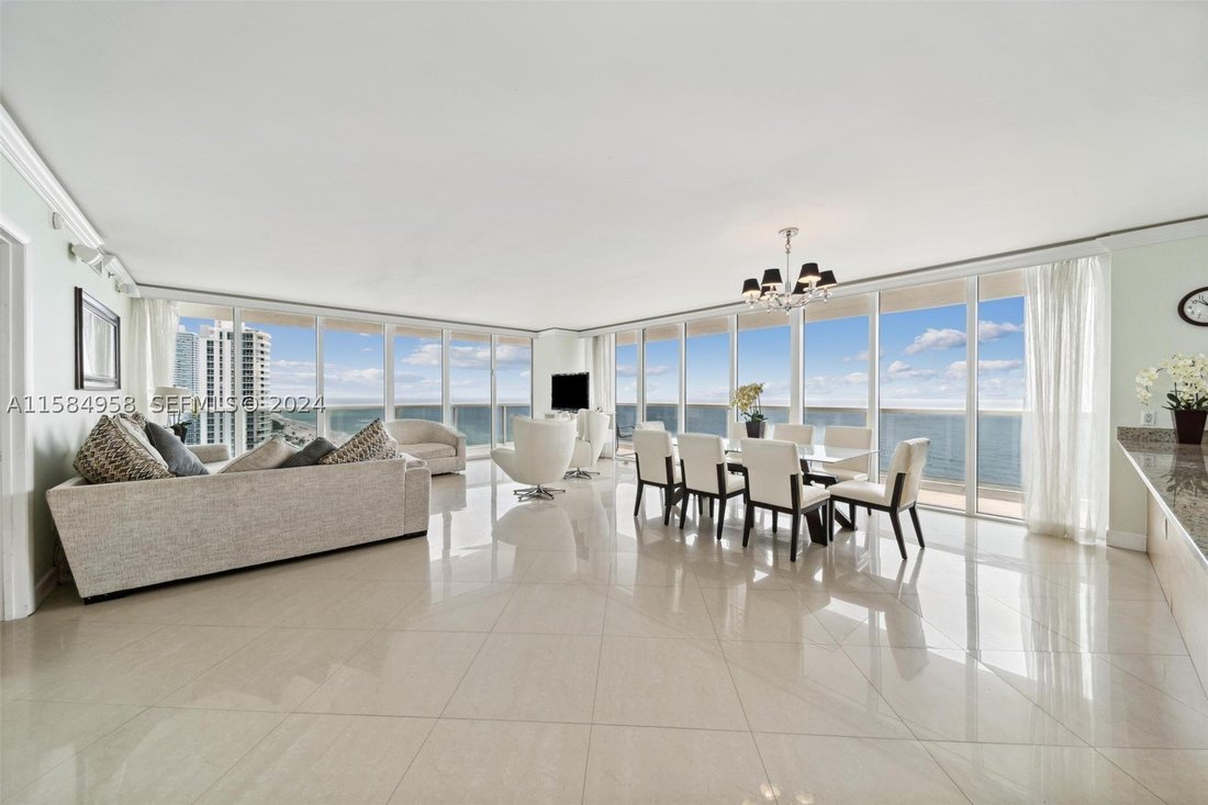 House in Hallandale Beach, Florida, United States 1 - 14316272
