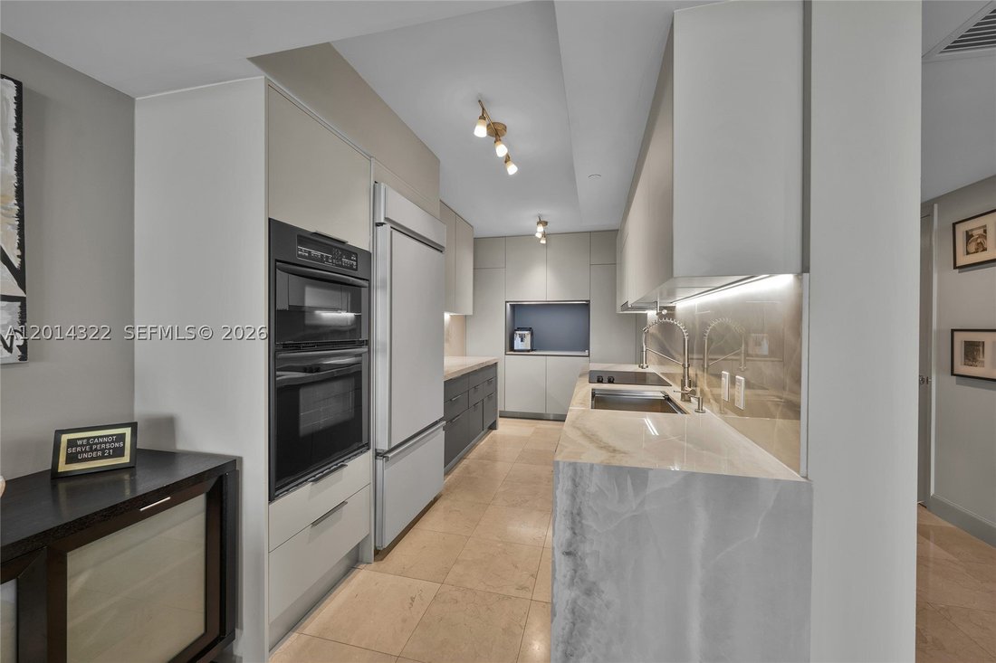 House in Hallandale Beach, Florida, United States 4 - 17877793
