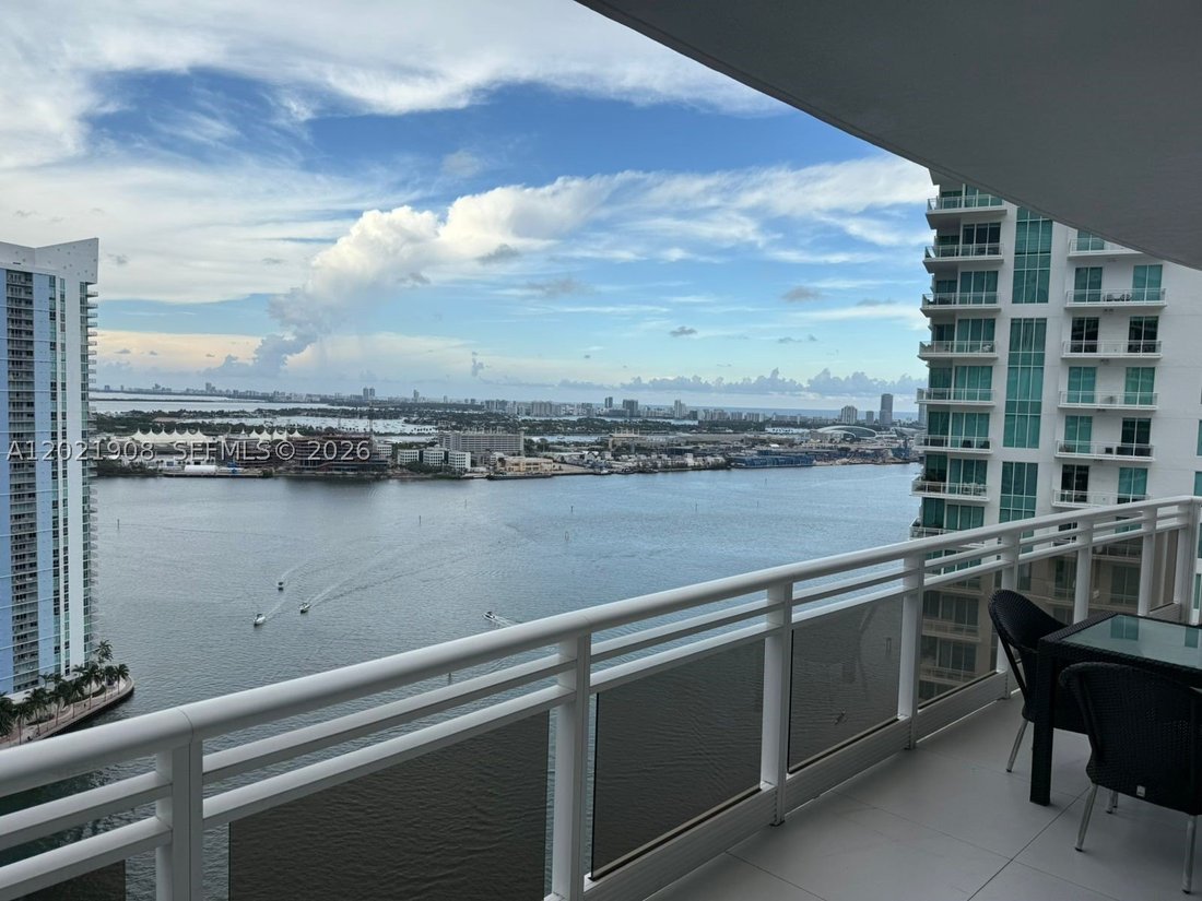 House in Miami, Florida, United States 4 - 17981062
