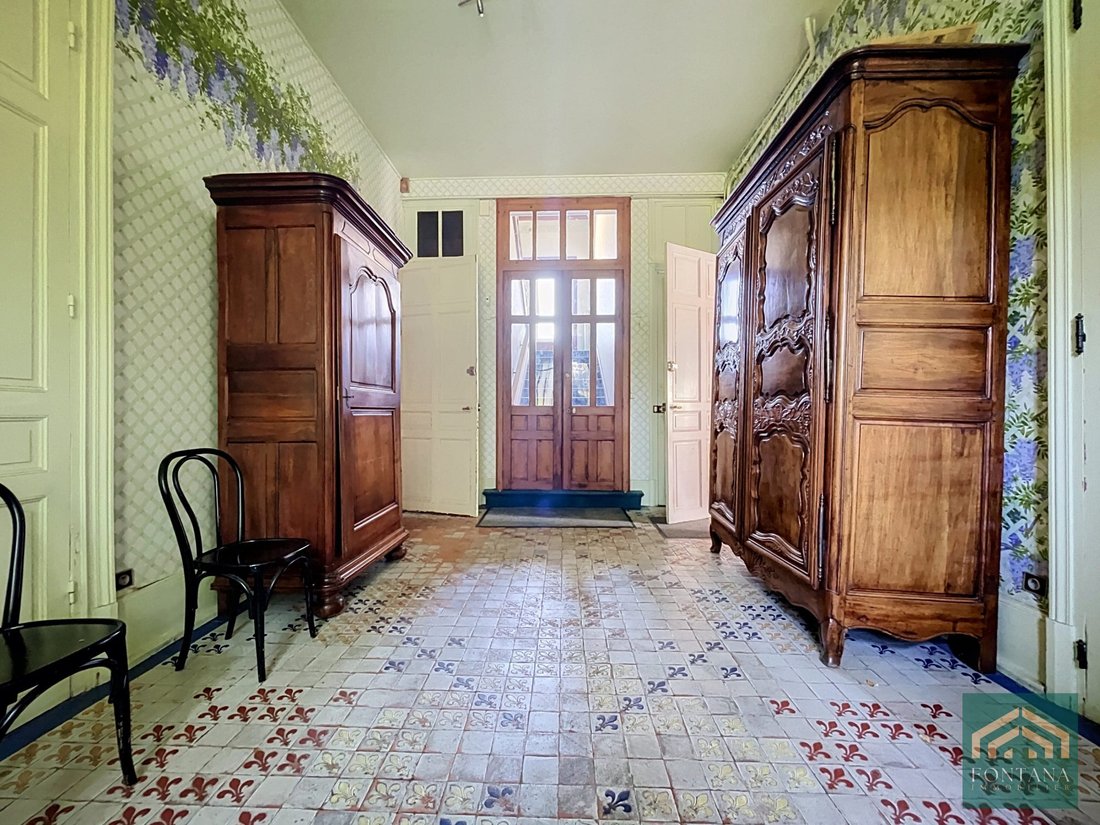 Estate in Thiers, Auvergne-Rhône-Alpes, France 2 - 18323685