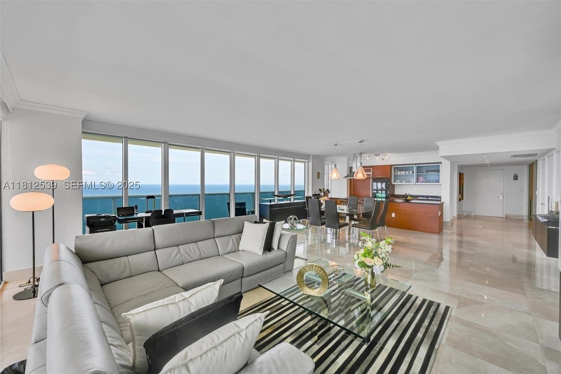 House in Hallandale Beach, Florida, United States 5 - 15753666