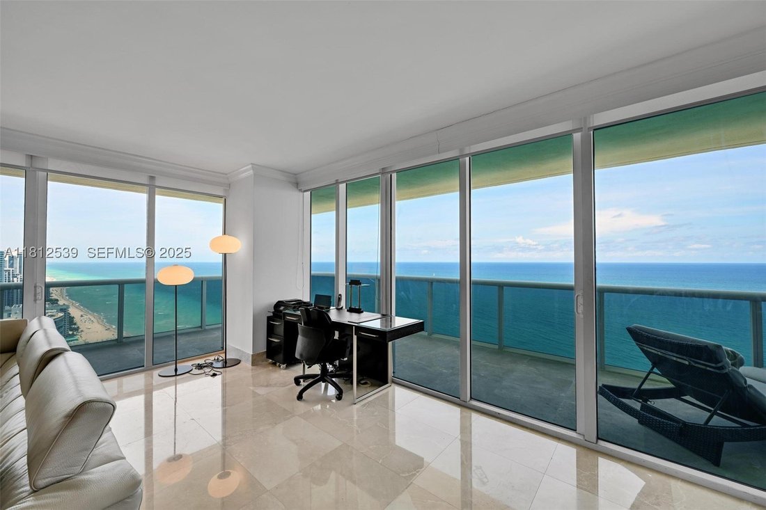 House in Hallandale Beach, Florida, United States 4 - 15753666