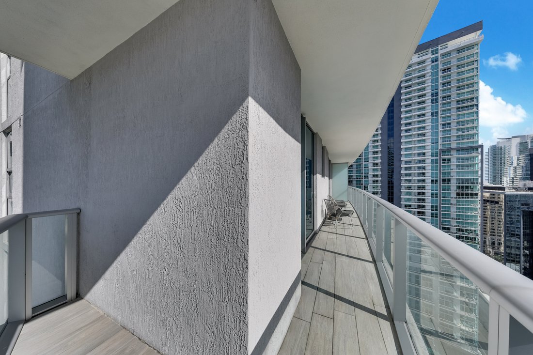 Condo in Miami, Florida, United States 1 - 18324039
