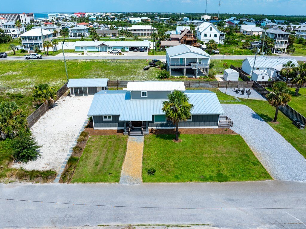 House in Port St. Joe, Florida, United States 2 - 18324193