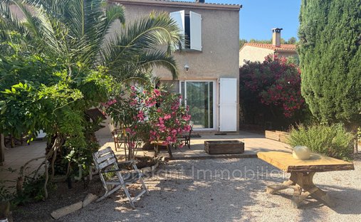 Villa a Pin Vert, Aubagne, Francia 1