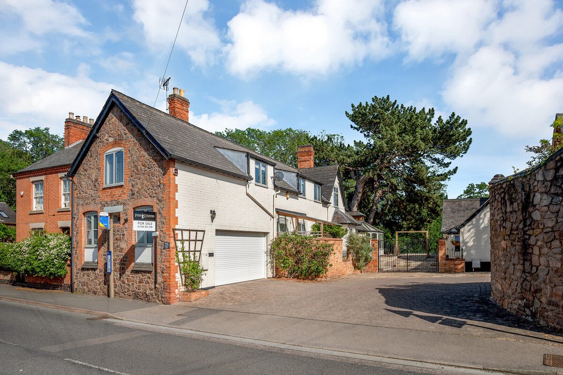 House in Quorn (Quorndon), Quorn, England 2 - 17149898