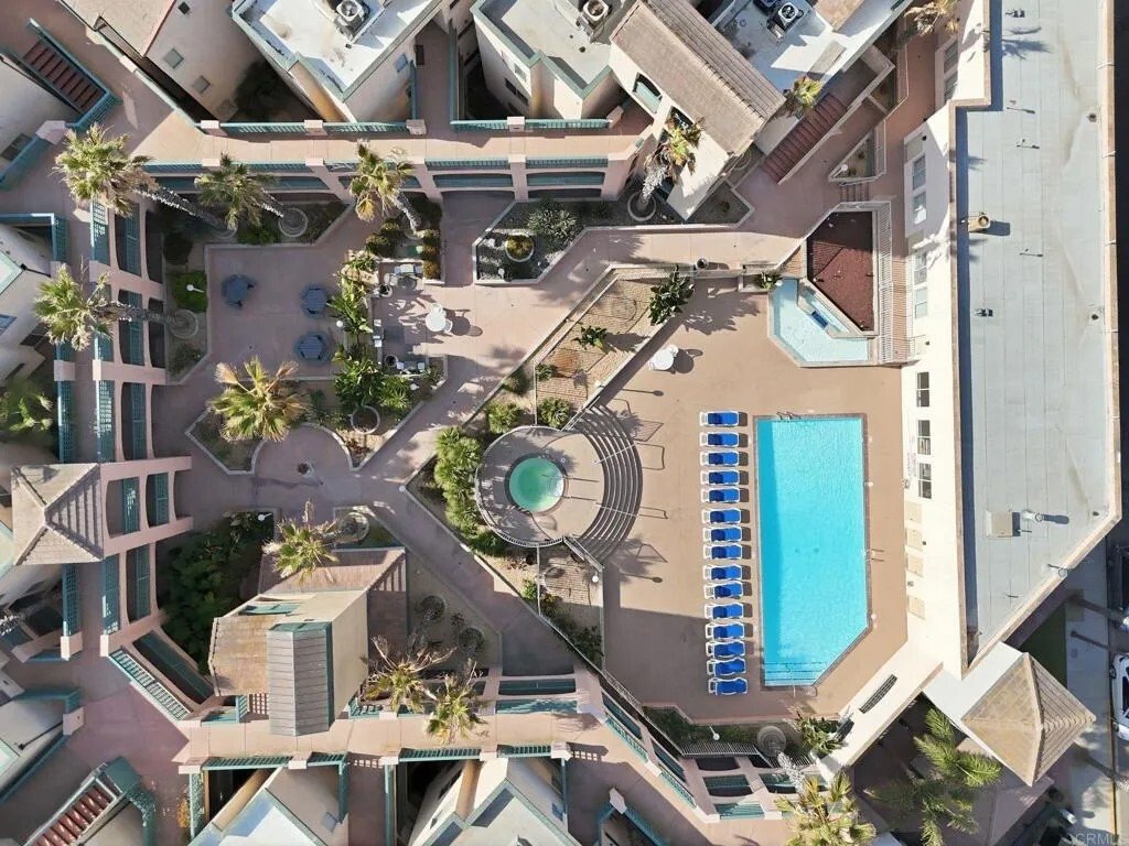 Condo in Imperial Beach, California, United States 5 - 18324473