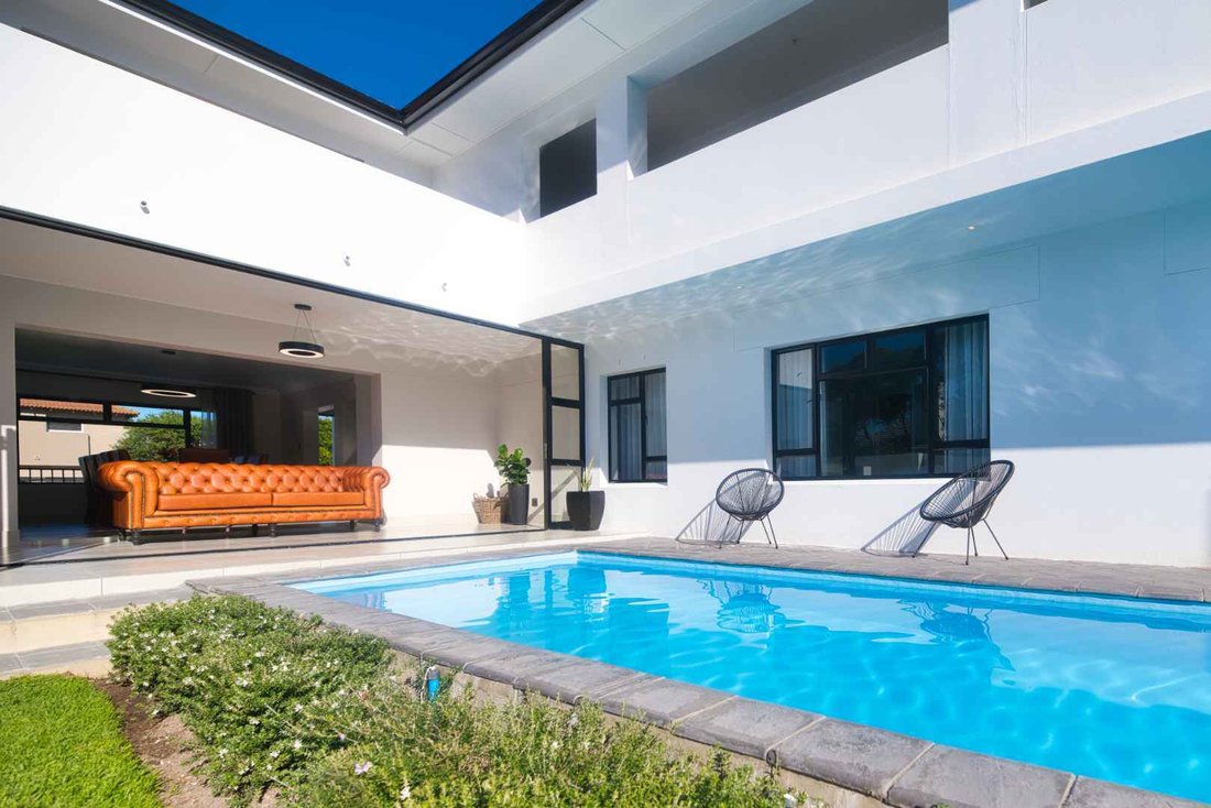 House in Hermanus, Western Cape, South Africa 5 - 18324792
