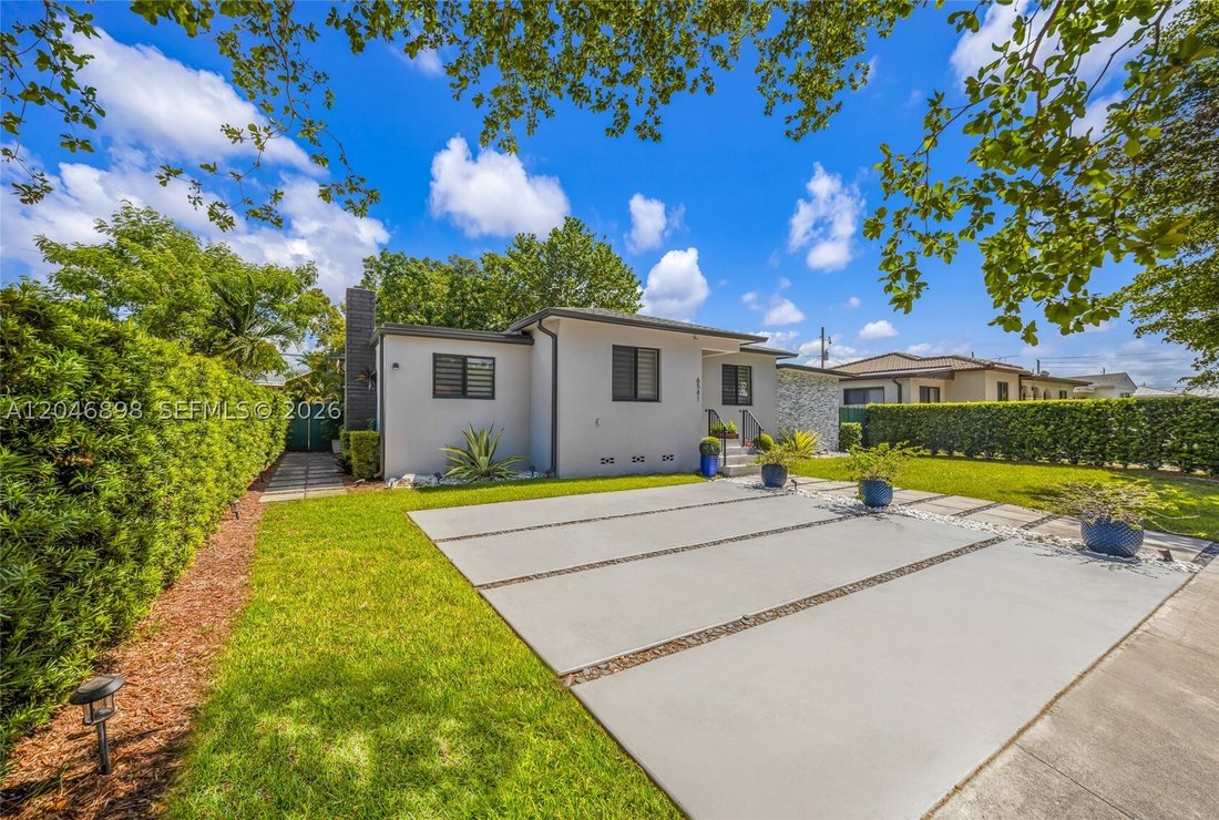 House in Coral Terrace, Florida, United States 1 - 18324201