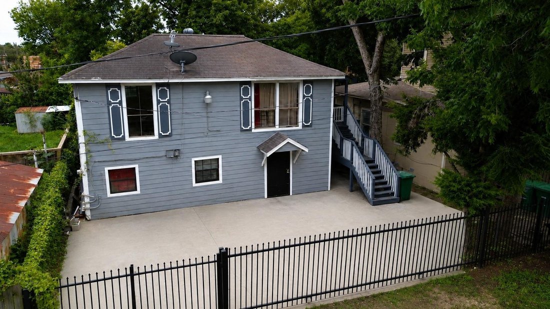 Houston, Texas, United States 2 - 18257884