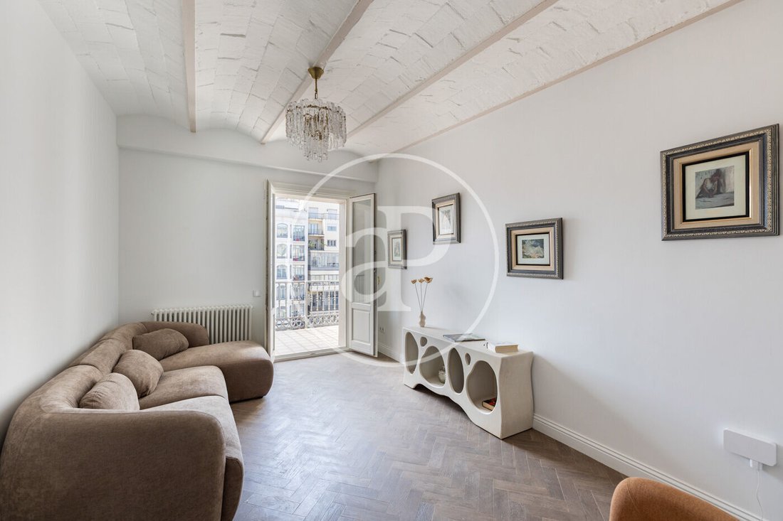 Apartment in Eixample, Barcelona, Spain 2 - 18325078