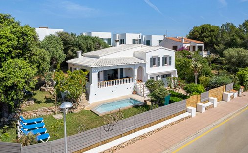 Villa in es Mercadal, Balearic Islands, Spain 1